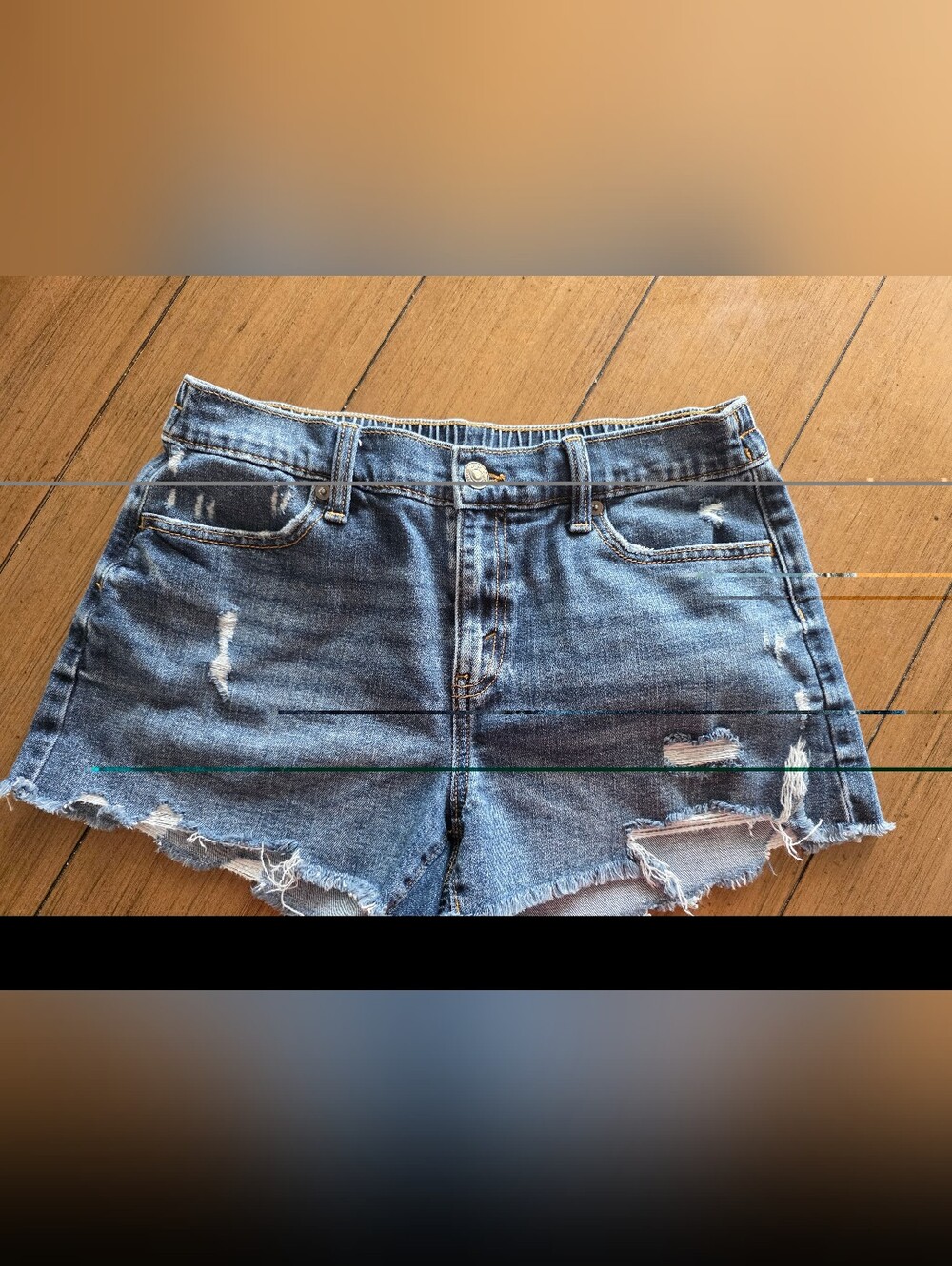 Aerie Daydream Denim Short Medium Blue Wash ** Small ** EUC!! - Picture 4 of 6